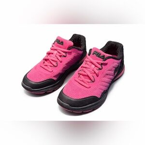 Fila Women’s Pink & Black Athletic Sneakers Lightweight Running Shoe size 8